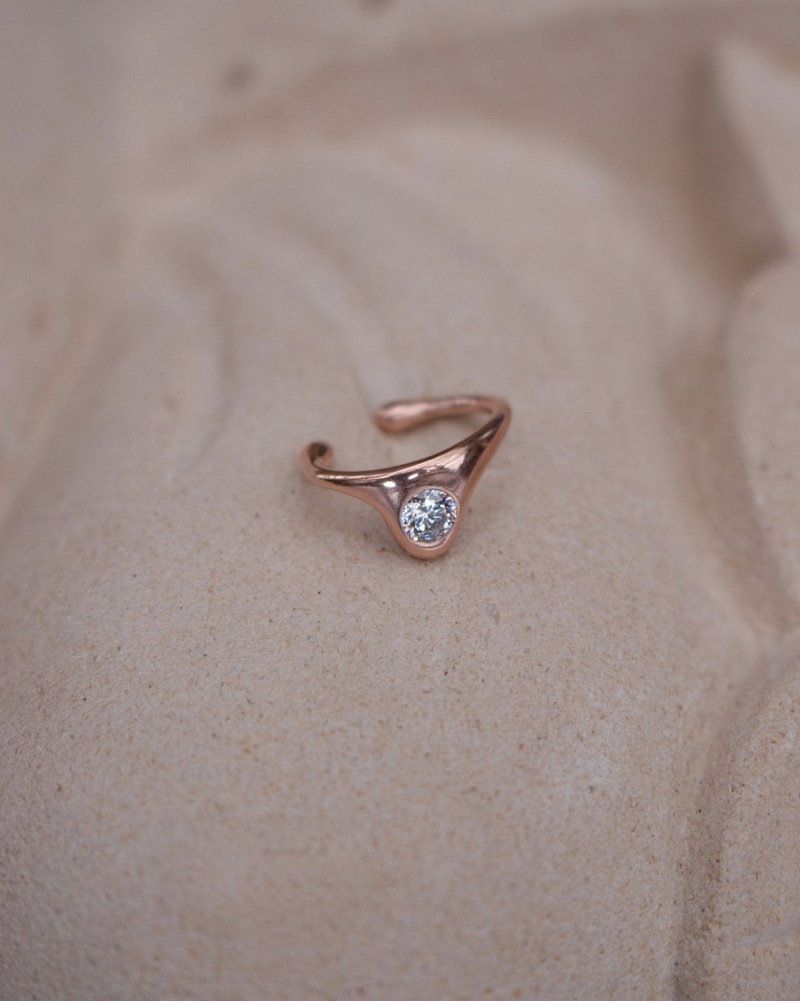 Elsa Earcuff Nella & Sina