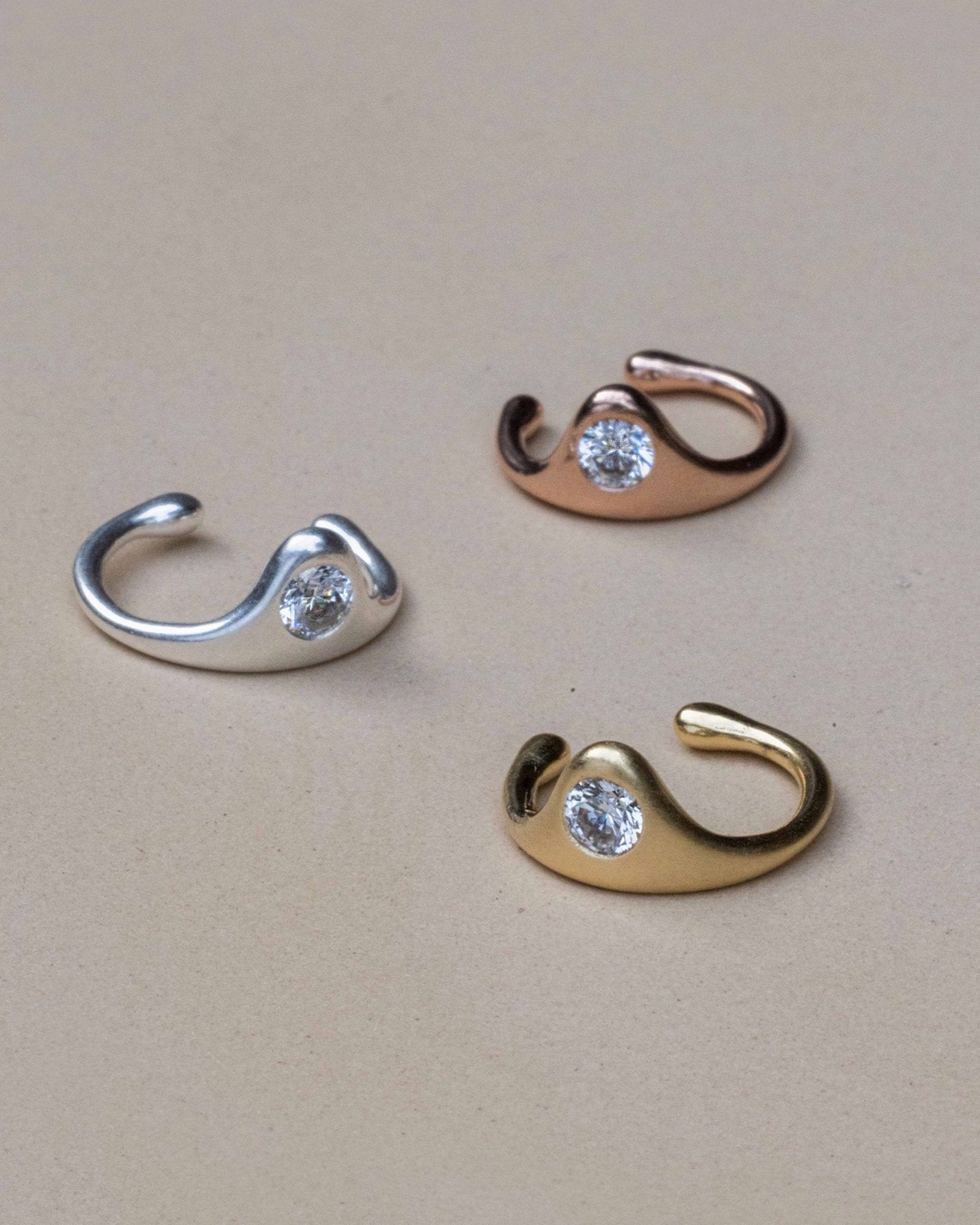 Elsa Earcuff Nella & Sina