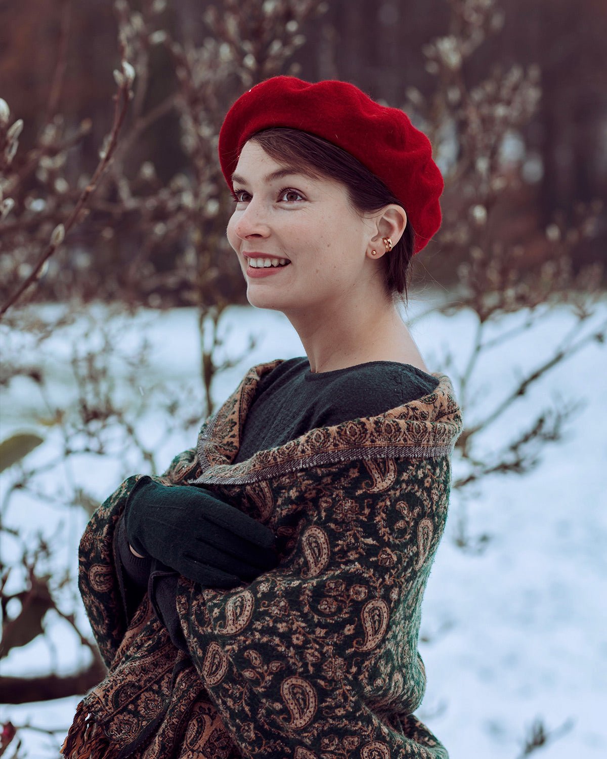 Lucy Earcuff Nella & Sina