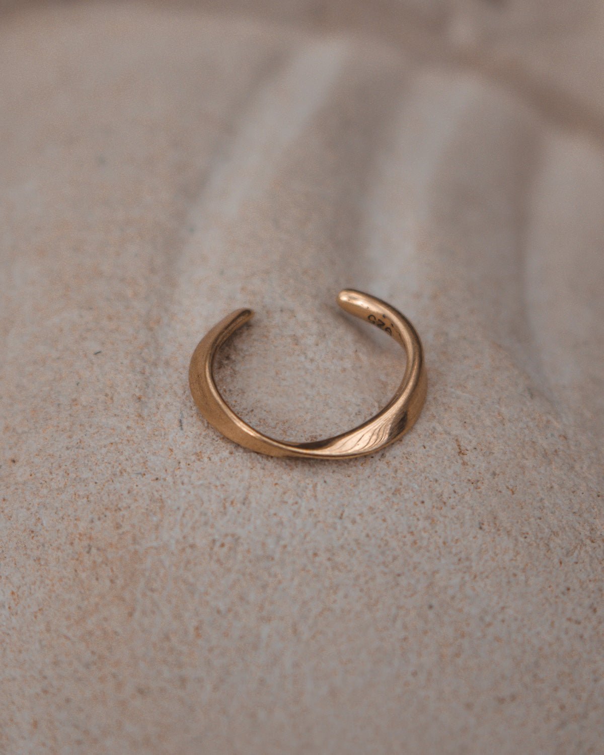 Luise Earcuff Nella & Sina