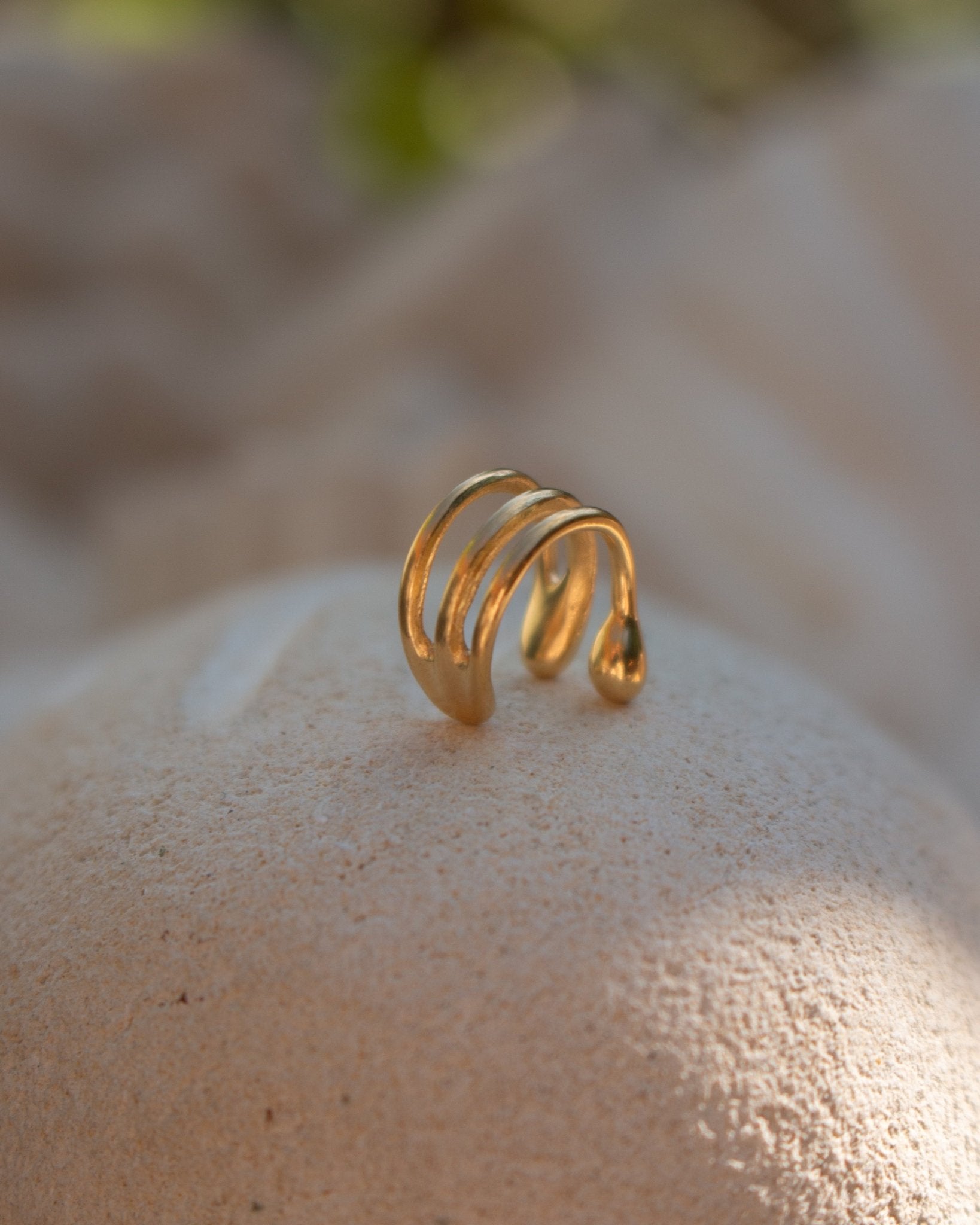 Sylvi Helix Earcuff Nella & Sina