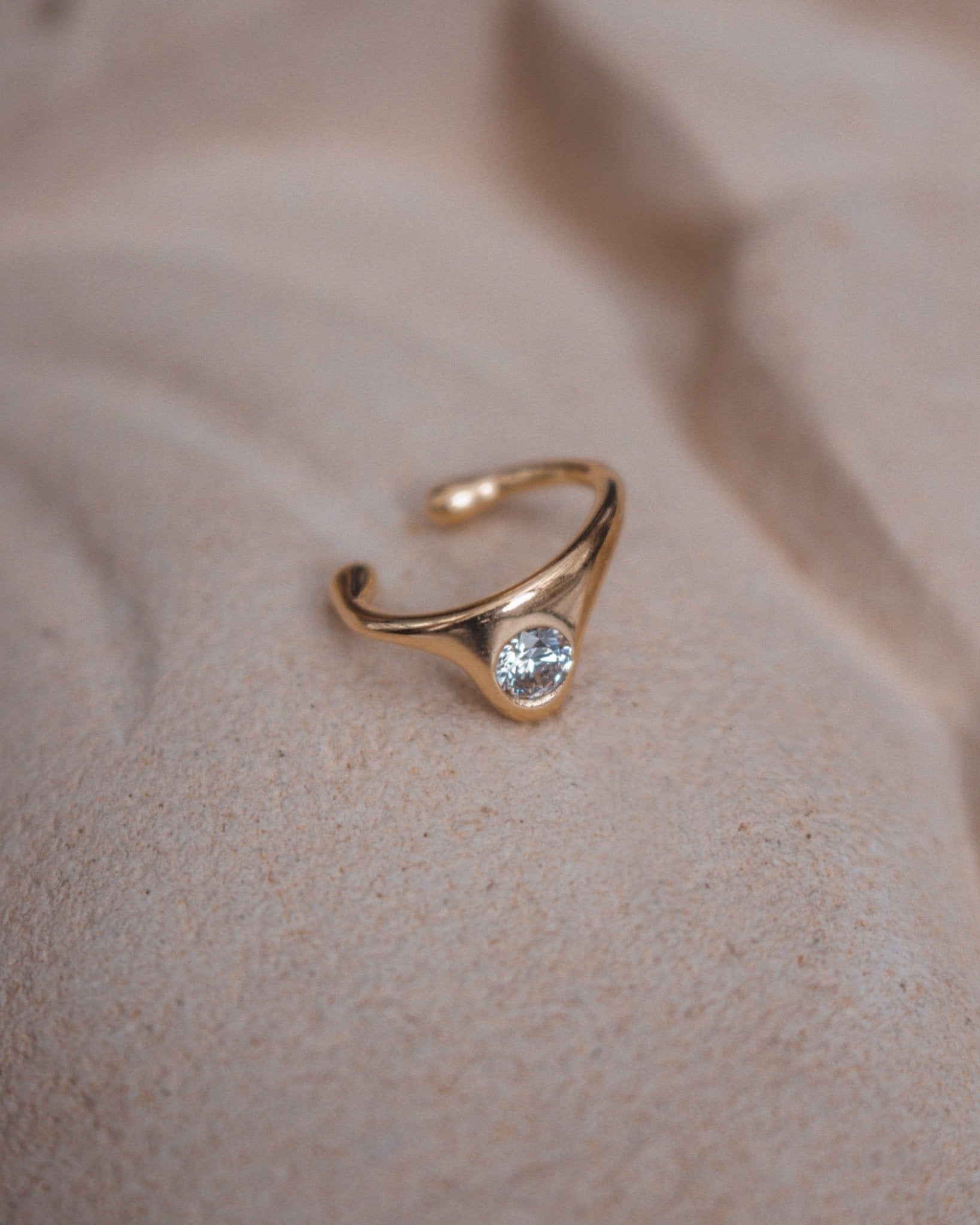 Elsa Earcuff Nella & Sina