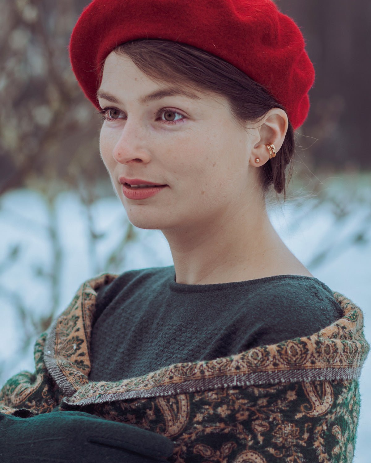 Lucy Earcuff Nella & Sina